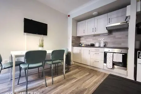 Cosy 1bed With Patio And Fast Wifi F1 Appartement *
