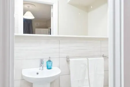 Cosy 1bed With Patio And Fast Wifi F1 아파트 *